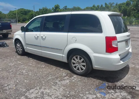 2013 Chrysler Town & Country Touring from USA, damaged, VIN 2C4RC1BG3DR675349